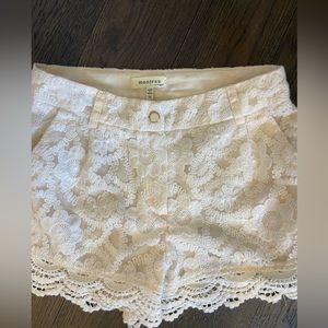 Women’s lace summer shorts